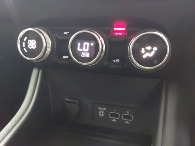 Used Renault Captur 2020 for sale - 76435337: Photo 16