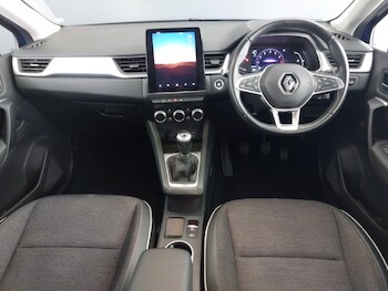 Used Renault Captur 2020 for sale - 76435337: Photo