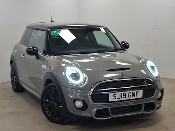 Used MINI Cooper 2019 for sale - 78861404: Photo