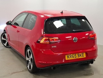 Used Volkswagen Golf 2015 for sale - 79164999: Photo