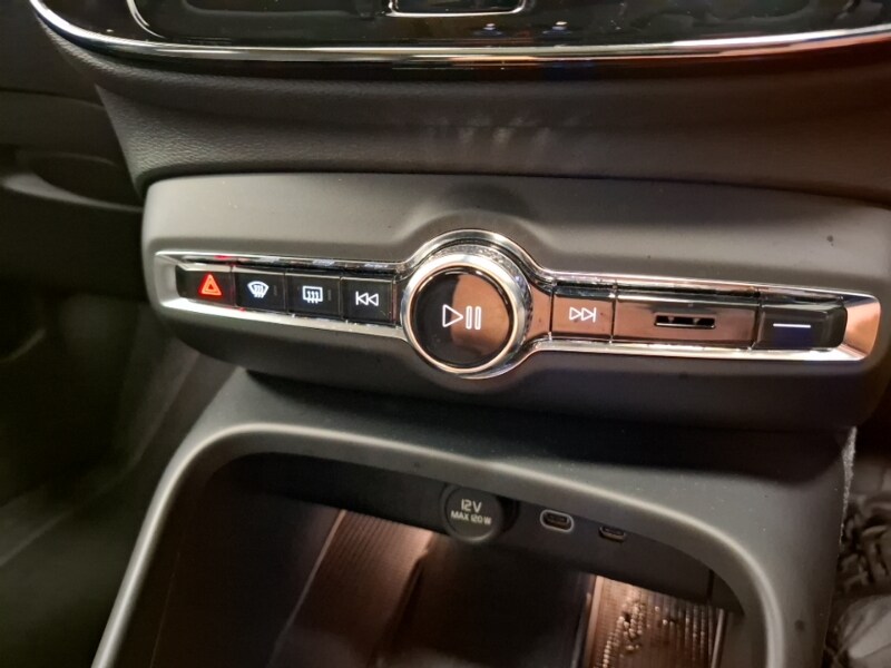 Used Volvo XC40 2024 for sale - 76779728: Photo 17