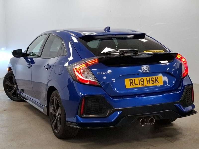 Used Honda Civic 2019 for sale - 78126309: Photo 3