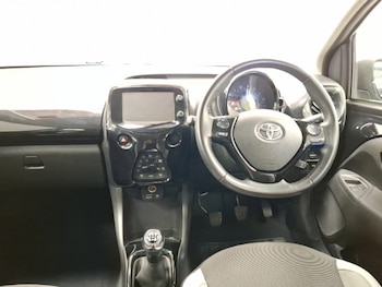 Used Toyota AYGO 2018 for sale - 75706645: Photo