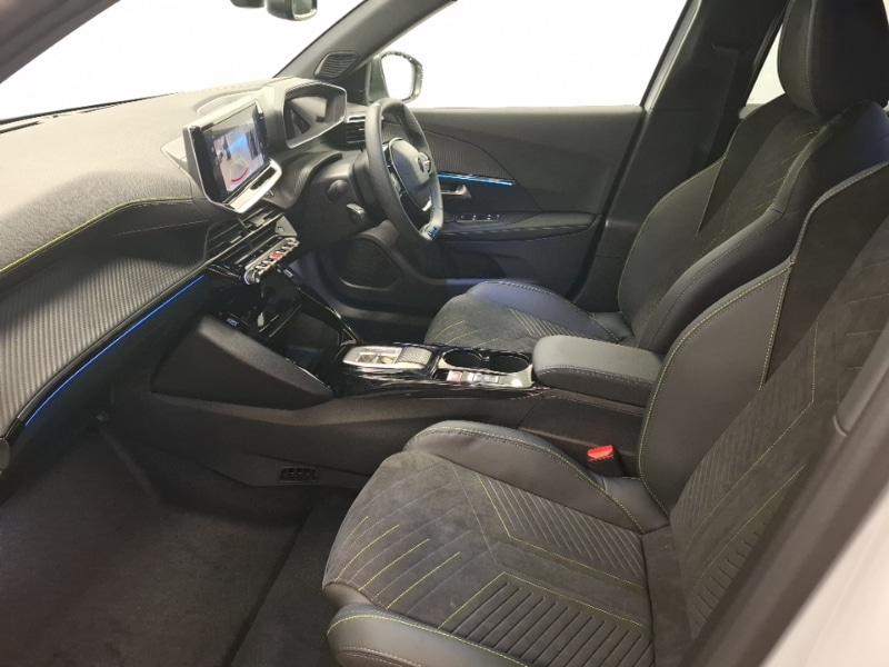 Used Peugeot 2008 2025 for sale - 76860563: Photo 5