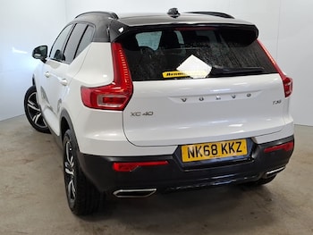 Used Volvo XC40 2018 for sale - 79615392: Photo