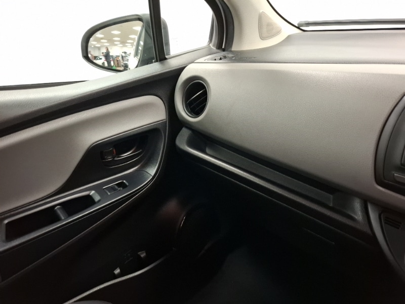 Used Toyota Yaris 2015 for sale - 78094096: Photo 11