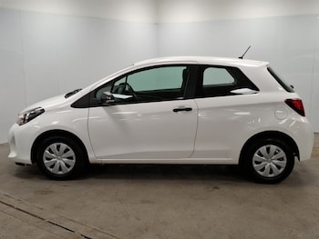 Used Toyota Yaris 2015 for sale - 78094096: Photo