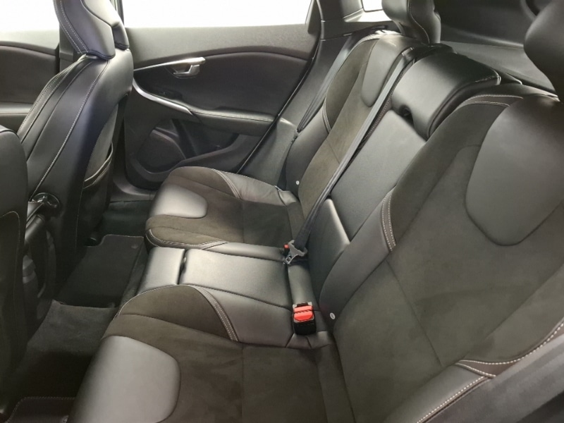 Used Volvo V40 2018 for sale - 76348237: Photo 6