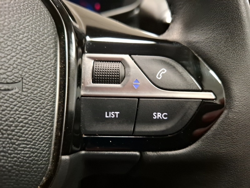 Used Peugeot 2008 2022 for sale - 76987231: Photo 13