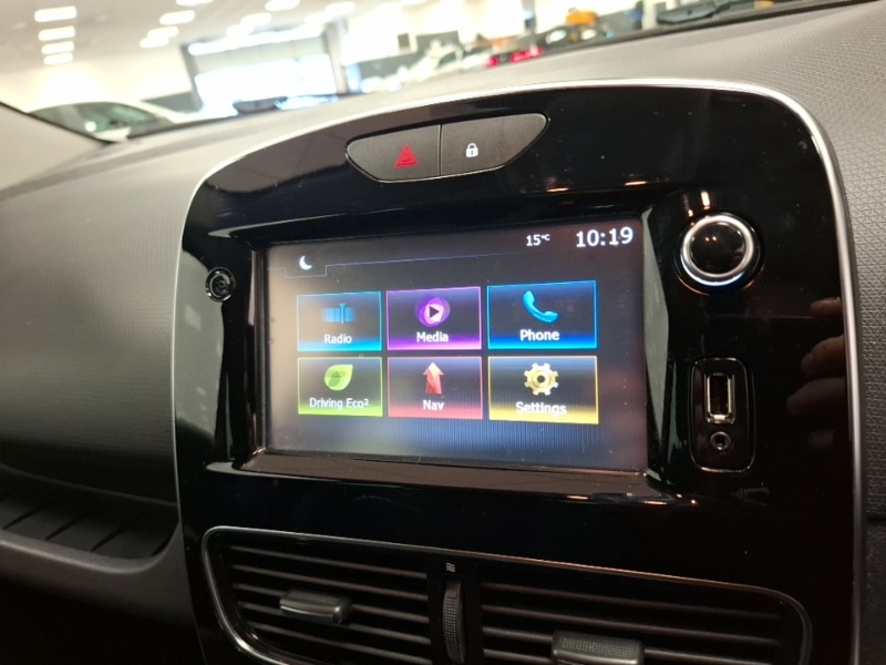 Used Renault Clio 2018 for sale - 76763851: Photo 17