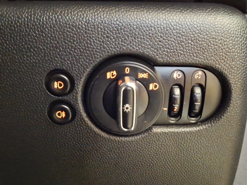 Used MINI Cooper 2019 for sale - 78164329: Photo 10