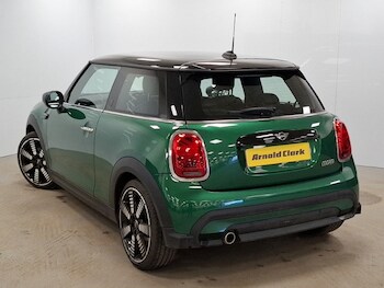 Used MINI Hatch 2023 for sale - 77338555: Photo