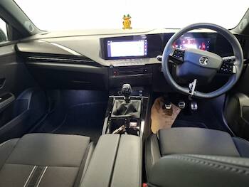 Used Vauxhall Astra 2023 for sale - 79686245: Photo