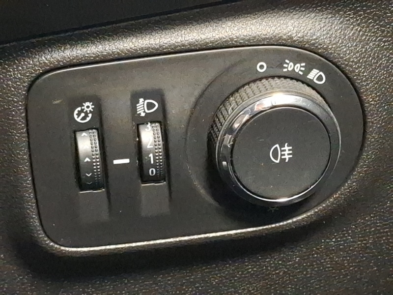 Used Vauxhall ADAM 2018 for sale - 76456130: Photo 18