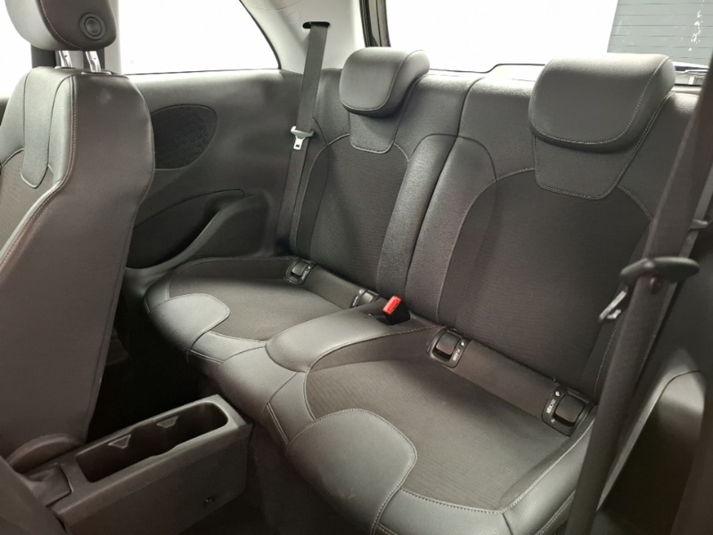 Used Vauxhall ADAM 2018 for sale - 76456130: Photo 6