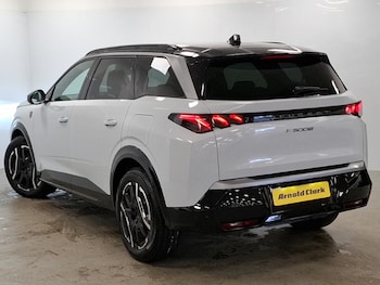 Used Peugeot 5008 2025 for sale - 77166309: Photo