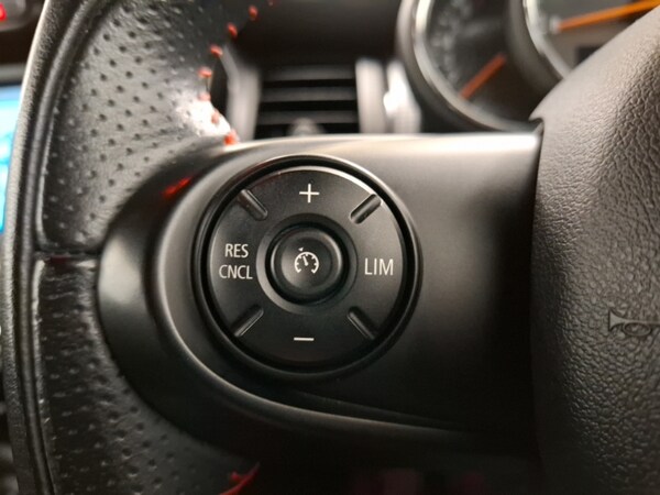 Used MINI Hatch 2019 for sale - 76301802: Photo 14