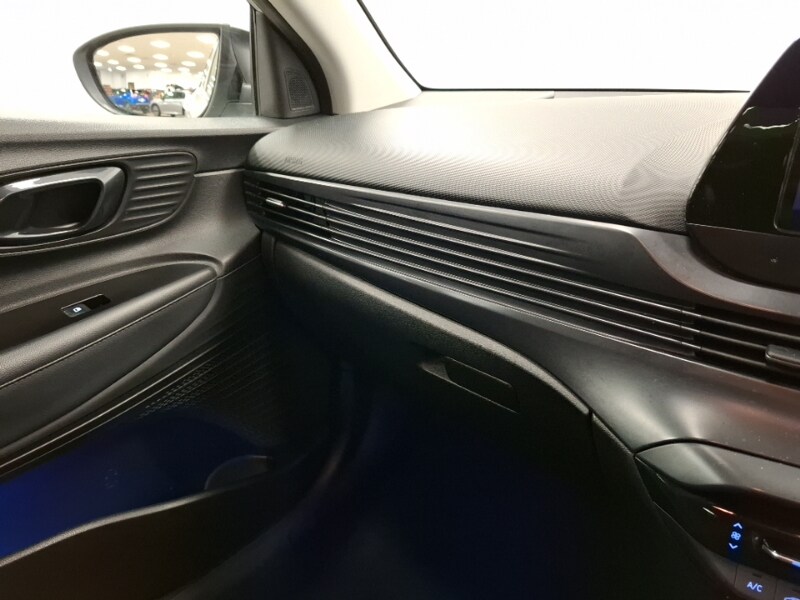 Used Hyundai i20 2022 for sale - 77702303: Photo 11