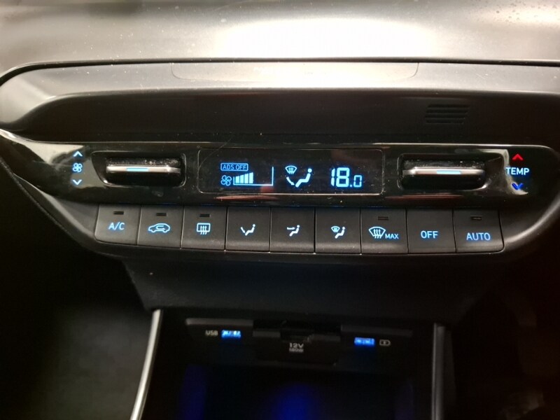 Used Hyundai i20 2022 for sale - 77702303: Photo 17