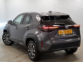 Used Toyota Yaris Cross 2022 for sale - 76427387: Photo