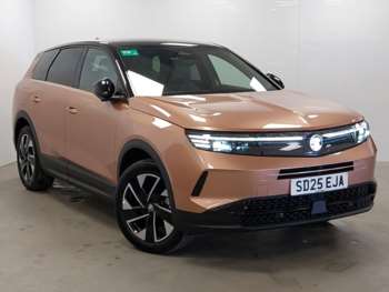 2025 - 1.2 Hybrid [136] Ultimate 5dr e-DCT6 [Pan Roof]