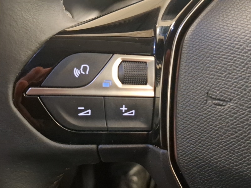 Used Peugeot 2008 2022 for sale - 76713719: Photo 18