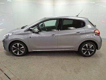 Used Peugeot 208 2019 for sale - 79157423: Photo