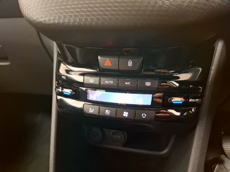 Used Peugeot 208 2019 for sale - 78041324: Photo 17