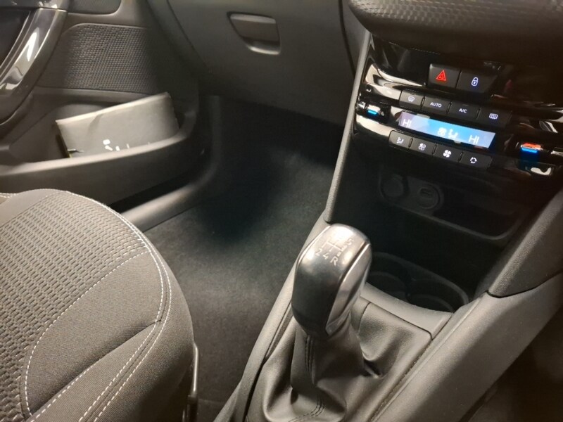 Used Peugeot 208 2019 for sale - 78041324: Photo 18