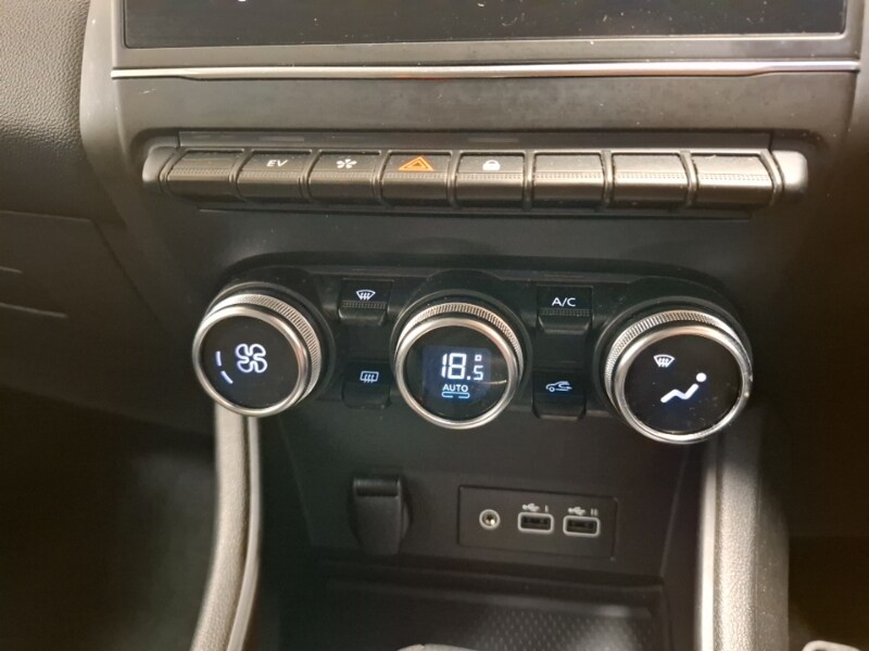 Used Renault Captur 2023 for sale - 77664265: Photo 17