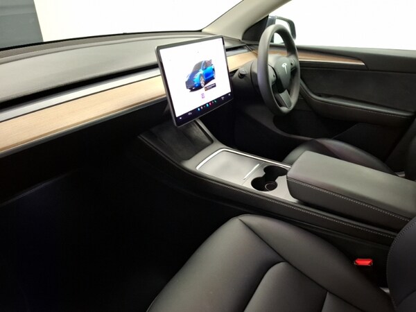 Used Tesla Model Y 2022 for sale - 76213407: Photo 5