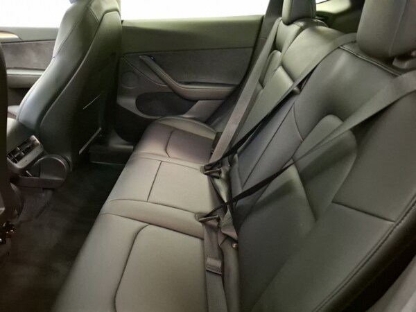Used Tesla Model Y 2022 for sale - 76213407: Photo 6