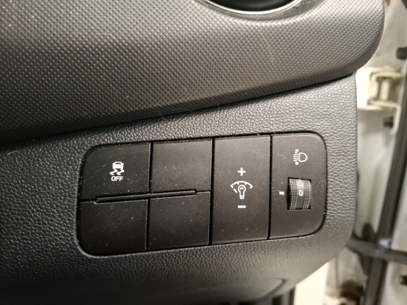 Used Hyundai i10 2018 for sale - 76408244: Photo 10