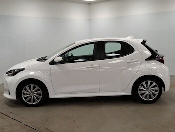 Used Toyota Yaris 2022 for sale - 77751290: Photo