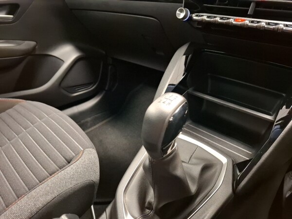 Used Peugeot 208 2021 for sale - 75617838: Photo 18