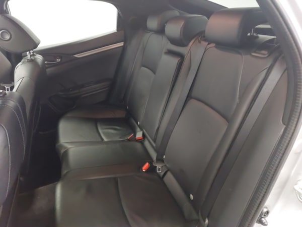 Used Honda Civic 2017 for sale - 76195515: Photo 6