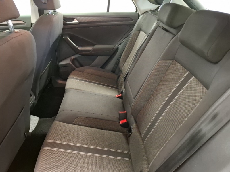 Used Volkswagen T-Roc 2018 for sale - 77823100: Photo 6