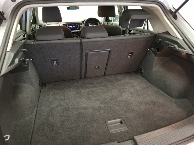 Used Volkswagen T-Roc 2018 for sale - 77823100: Photo 8