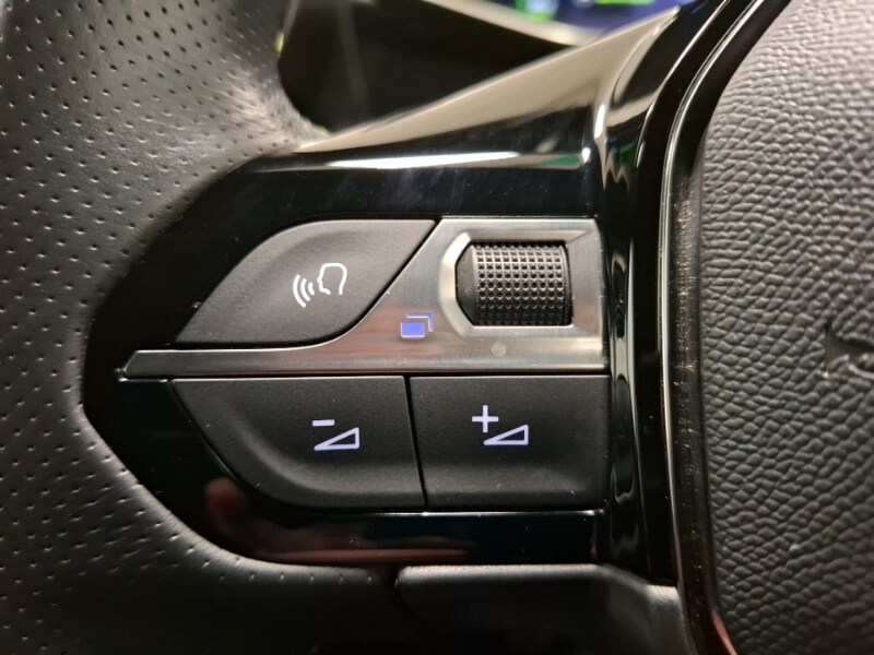 Used Peugeot 208 2023 for sale - 77338552: Photo 14