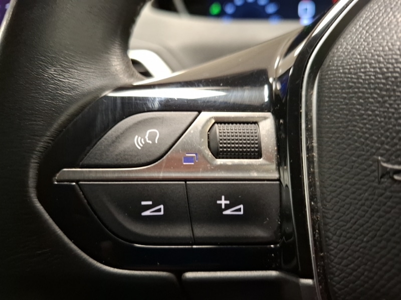 Used Peugeot 3008 2019 for sale - 76418888: Photo 14