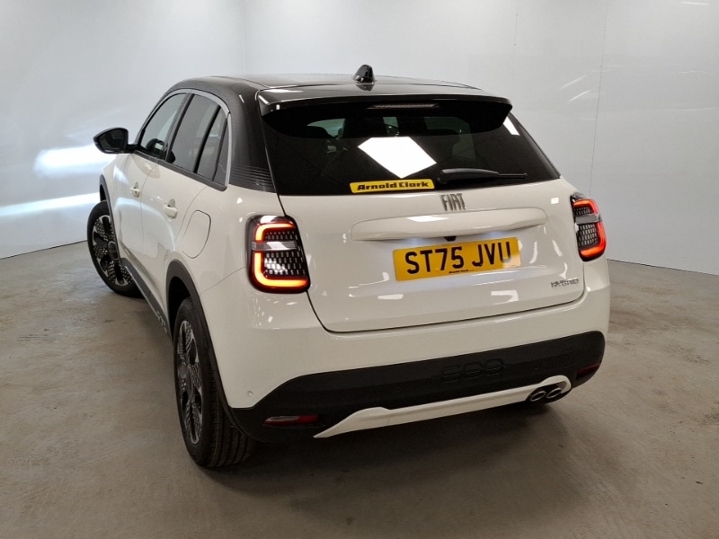 Used Fiat 600 2025 for sale - 76911727: Photo 3