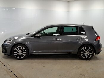 Used Volkswagen Golf 2019 for sale - 77585303: Photo