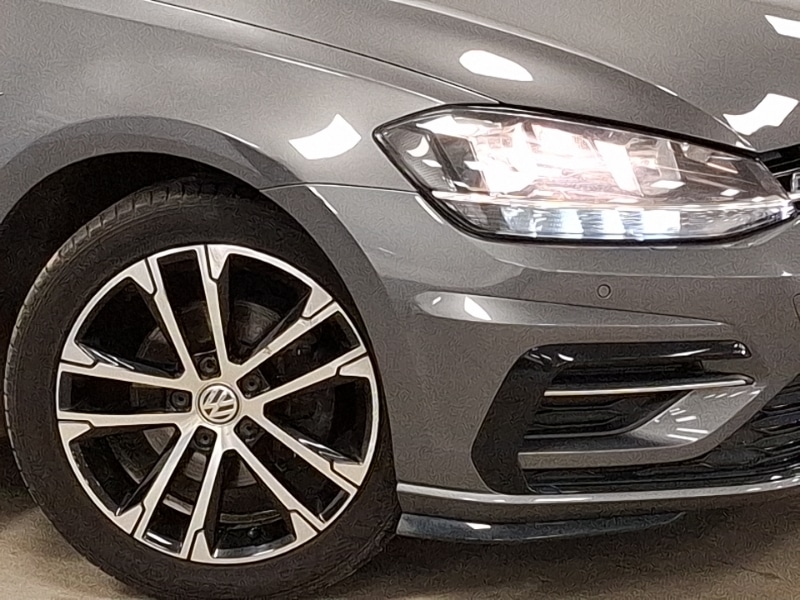 Used Volkswagen Golf 2019 for sale - 77585303: Photo 9