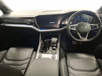 Used Volkswagen Touareg 2020 for sale - 78642792: Photo