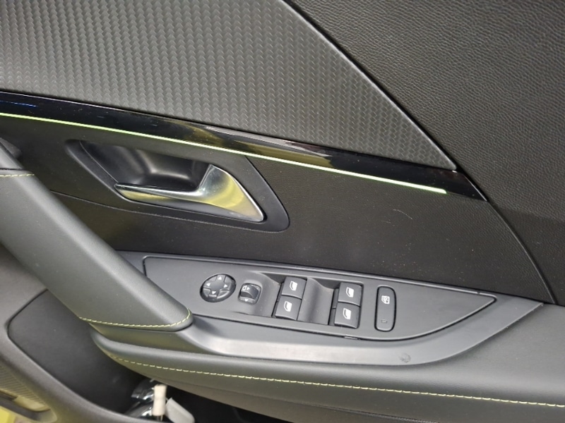 Used Peugeot 208 2023 for sale - 77939199: Photo 12