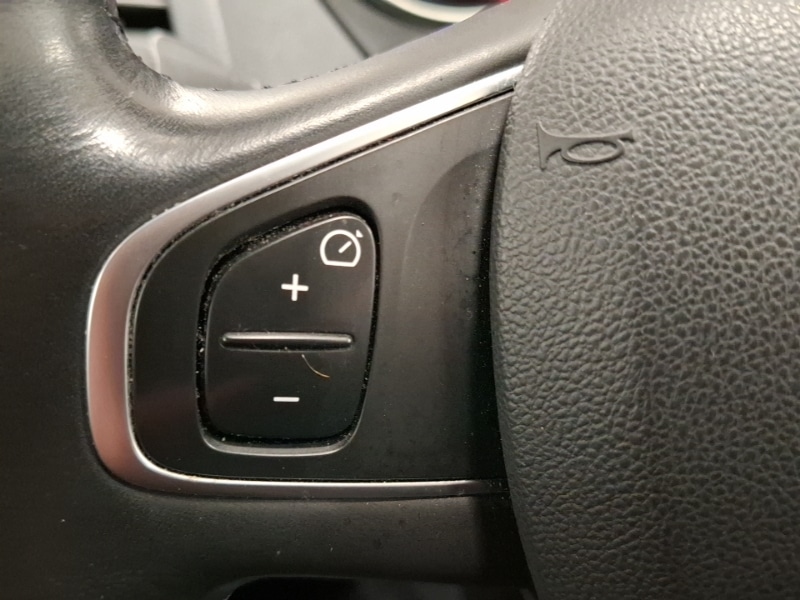 Used Renault Captur 2016 for sale - 76393163: Photo 15