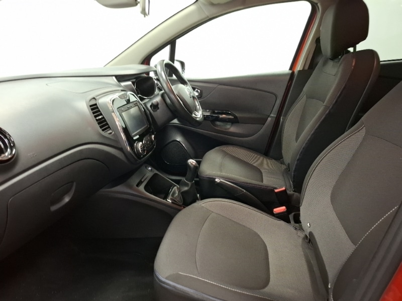 Used Renault Captur 2016 for sale - 76393163: Photo 5