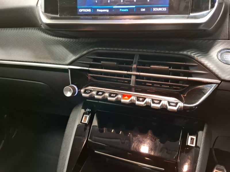 Used Peugeot 208 2023 for sale - 78023521: Photo 17