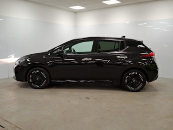 Used Nissan Leaf 2022 for sale - 76897700: Photo