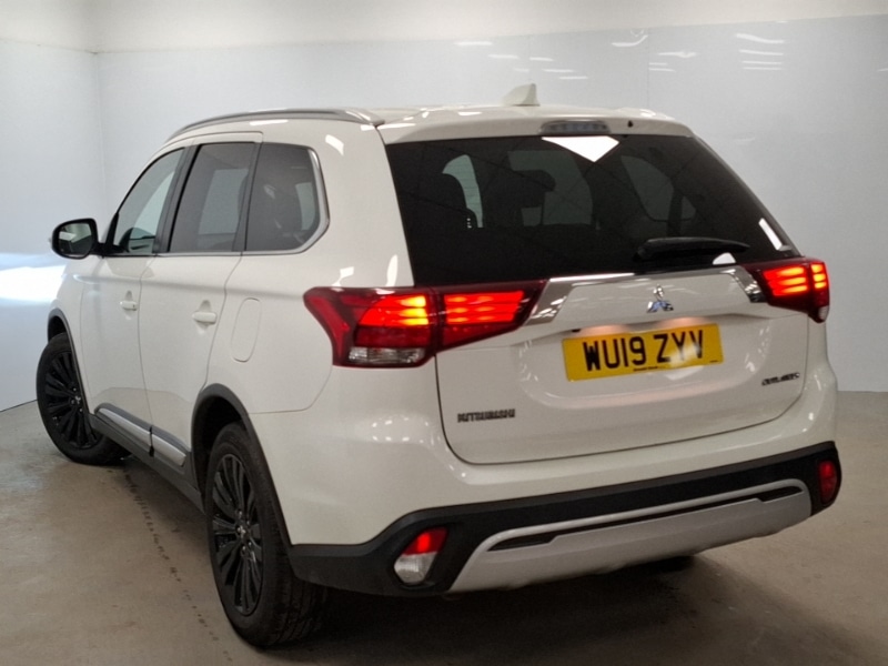 Used Mitsubishi Outlander 2019 for sale - 77183876: Photo 3